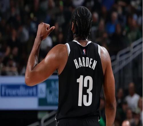 探秘之旅中,领口藏标签,对手迷失其,皇冠体育app下载,皇冠体育官网,澳门皇冠体育,bet皇冠体育在线