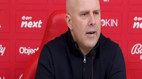 余依婷喜提金牌，游泳信心倍增